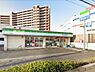 周辺：ファミリーマート川口末広店：30ｍ（徒歩1分）