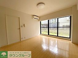 エムメイト綱町 101 1階3LDKのリビング/ダイニング