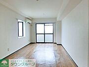 お部屋探しは株式会社　タウンハウジング　までお気軽にお問合せ下さい。クレジットカード決済・首都圏を中心直営143店舗　仲介件数全国2位の豊富な実績！諸費用・審査等・何でもご相談下さい。
