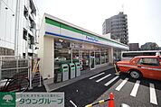 ファミリーマート  430m
