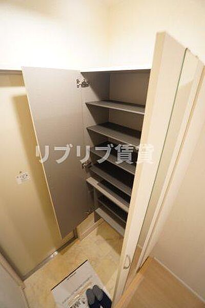 J-room