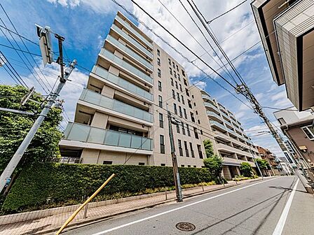 西荻窪駅は、JR中央線・中央総武線の2路線が利用可能。通勤・通学に便利です。~ペット飼育可(細則有)のマンションです。