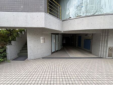 エントランスアプローチ