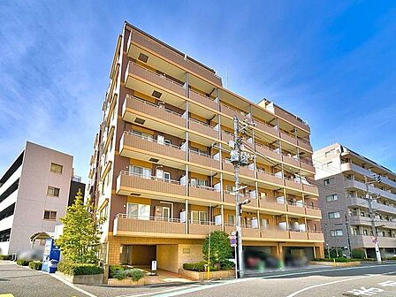 大切なペットと一緒に暮らせる「ペット飼育可」のマンション(細則有)です。