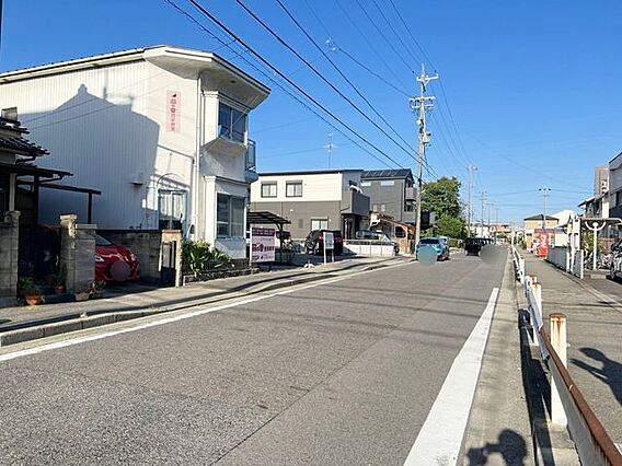 角地に面した開...
