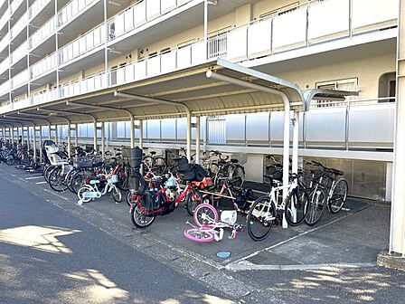 サイクルポートのついた駐輪場です♪※最新の空き状況は担当までお問い合わせ下さい。