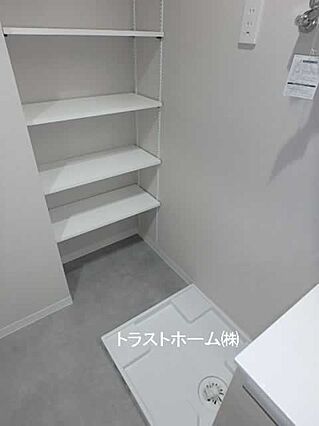 洗濯機置場