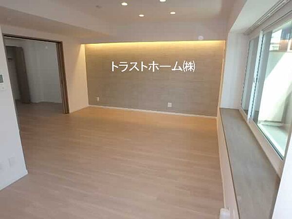 リビング/ダイニングを拡大表示