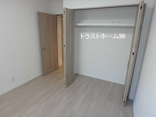 洋室を拡大表示