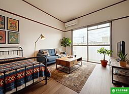 フレミールI 211 2階ワンルームのリビング/ダイニング