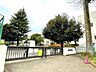 周辺：伊勢原市立緑台小学校（850m）