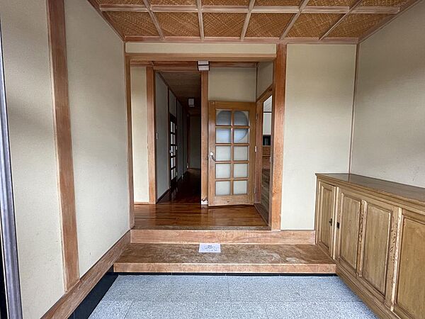 玄関