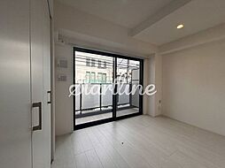 東京メトロ日比谷線 中目黒駅 徒歩7分の賃貸マンション 2階1DKのリビング/ダイニング