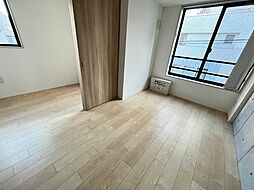 東京メトロ有楽町線 江戸川橋駅 徒歩6分の賃貸マンション 5階1LDKのリビング/ダイニング