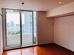 東京メトロ銀座線 表参道駅 徒歩14分の賃貸マンション 12階ワンルームのリビング/ダイニング