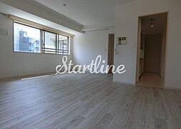 都営浅草線 泉岳寺駅 徒歩5分の賃貸マンション 6階2LDKのリビング/ダイニング