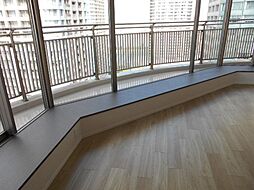 東京メトロ有楽町線 月島駅 徒歩7分の賃貸マンション 33階2LDKのリビング/ダイニング