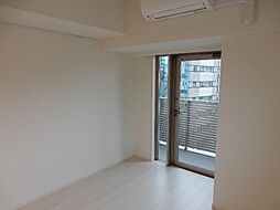 東京メトロ丸ノ内線 本郷三丁目駅 徒歩4分の賃貸マンション 2階1Kのリビング/ダイニング