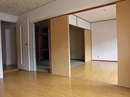 鹿児島市電2系統 市役所前駅 田中宇都公民館前下車 4.8kmの賃貸マンション 1階3DKのリビング/ダイニング