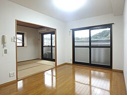 鹿児島市電2系統 鹿児島駅前駅 さつま団地入口下車 4.6kmの賃貸マンション 2階2DKのリビング/ダイニング