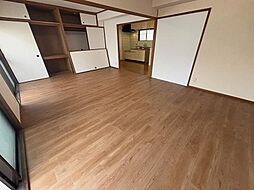 鹿児島市電1系統 新屋敷駅 徒歩3分の賃貸マンション 4階2DKのリビング/ダイニング