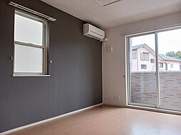 肥薩おれんじ鉄道 上川内駅 バス15分 鶴峯下車 徒歩10分の賃貸アパート 1階2DKのリビング/ダイニング