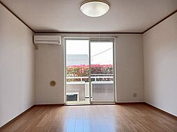 JR鹿児島本線 川内駅 バス10分 川内警察署前下車 徒歩6分の賃貸アパート 1階ワンルームのリビング/ダイニング