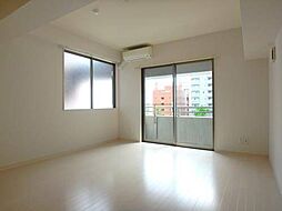 鹿児島市電2系統 高見馬場駅 徒歩4分の賃貸マンション 4階ワンルームのリビング/ダイニング