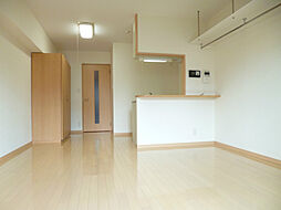 鹿児島市電2系統 高見橋駅 中央高校前下車 徒歩3分の賃貸マンション 6階ワンルームのリビング/ダイニング