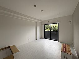 鹿児島市電2系統 市役所前駅 徒歩8分の賃貸マンション 1階1Kのリビング/ダイニング