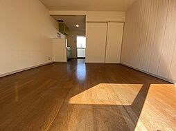 鹿児島市電1系統 騎射場駅 下荒田4丁目下車 徒歩6分の賃貸マンション 5階ワンルームのリビング/ダイニング