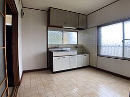 JR指宿枕崎線 慈眼寺駅 徒歩21分の賃貸アパート 2階2Kのリビング/ダイニング