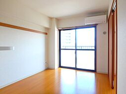 鹿児島市電2系統 鹿児島駅前駅 春日町下車 徒歩11分の賃貸マンション 3階1LDKのリビング/ダイニング