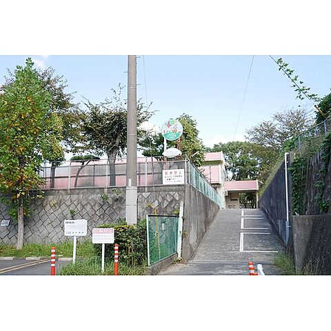 幼稚園・保育園「堂山保育所まで99ｍ」