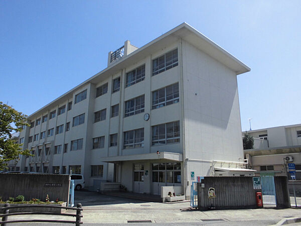 画像4:播磨中学校