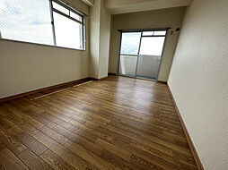 ロイヤルコーポ伊保II 4階3DKのリビング/ダイニング