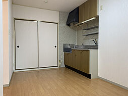 サンヴェール春日 2階2DKのリビング/ダイニング