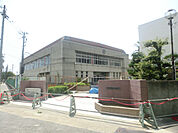 中部中学校