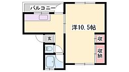 サン・フィールド 1階