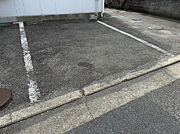 8 / 15