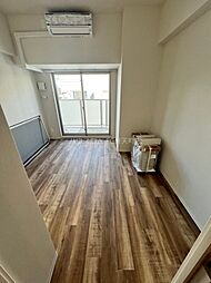 クローバー・グランツ弁天町 10階1Kのリビング/ダイニング