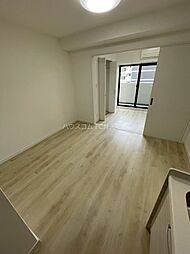 クローバー・レジデンス弁天町 9階1DKのリビング/ダイニング