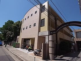 兵庫県西宮市上ケ原二番町（賃貸マンション1R・1階・25.35㎡） その1