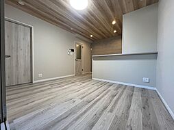 KRM RESIDENCE TSUKAGUCHI 2階2LDKのリビング/ダイニング