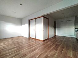 シャーメゾン燦燦東館 2階2LDKのリビング/ダイニング