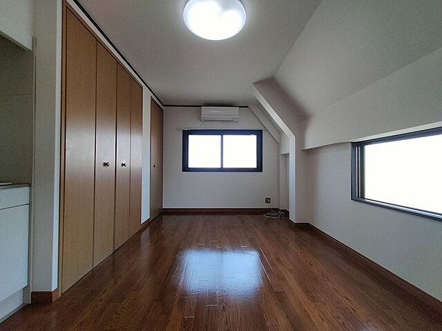 寝室