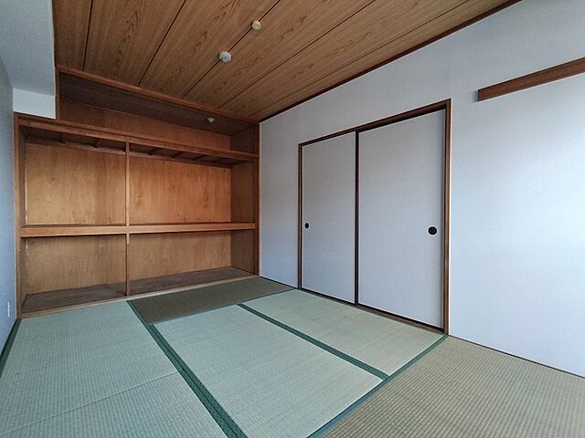 寝室