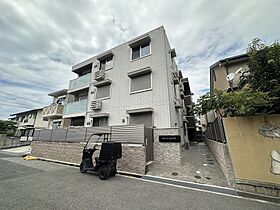 サンテ デ ラ ファミーユ  ｜ 兵庫県神戸市東灘区御影中町４丁目（賃貸アパート1LDK・2階・40.16㎡） その1