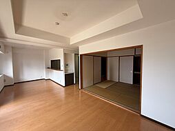 アーデンコート住吉川 5階3LDKのリビング/ダイニング