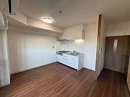 フィール神戸 6階3DKのリビング/ダイニング